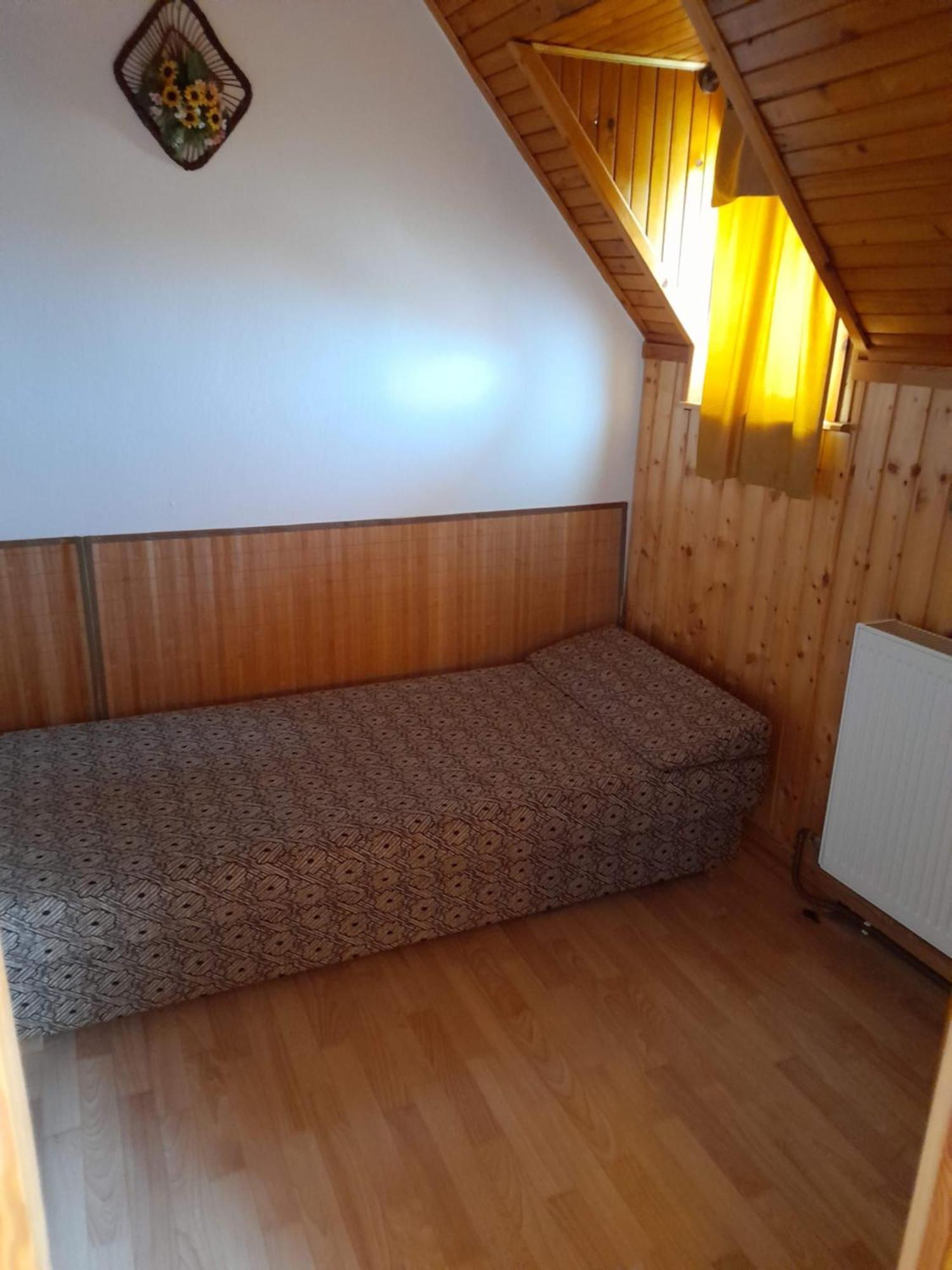 Harmonia Vendeghaz 100 Meterre Az Igali Gyogyfuerdotol Apartment Bagian luar foto