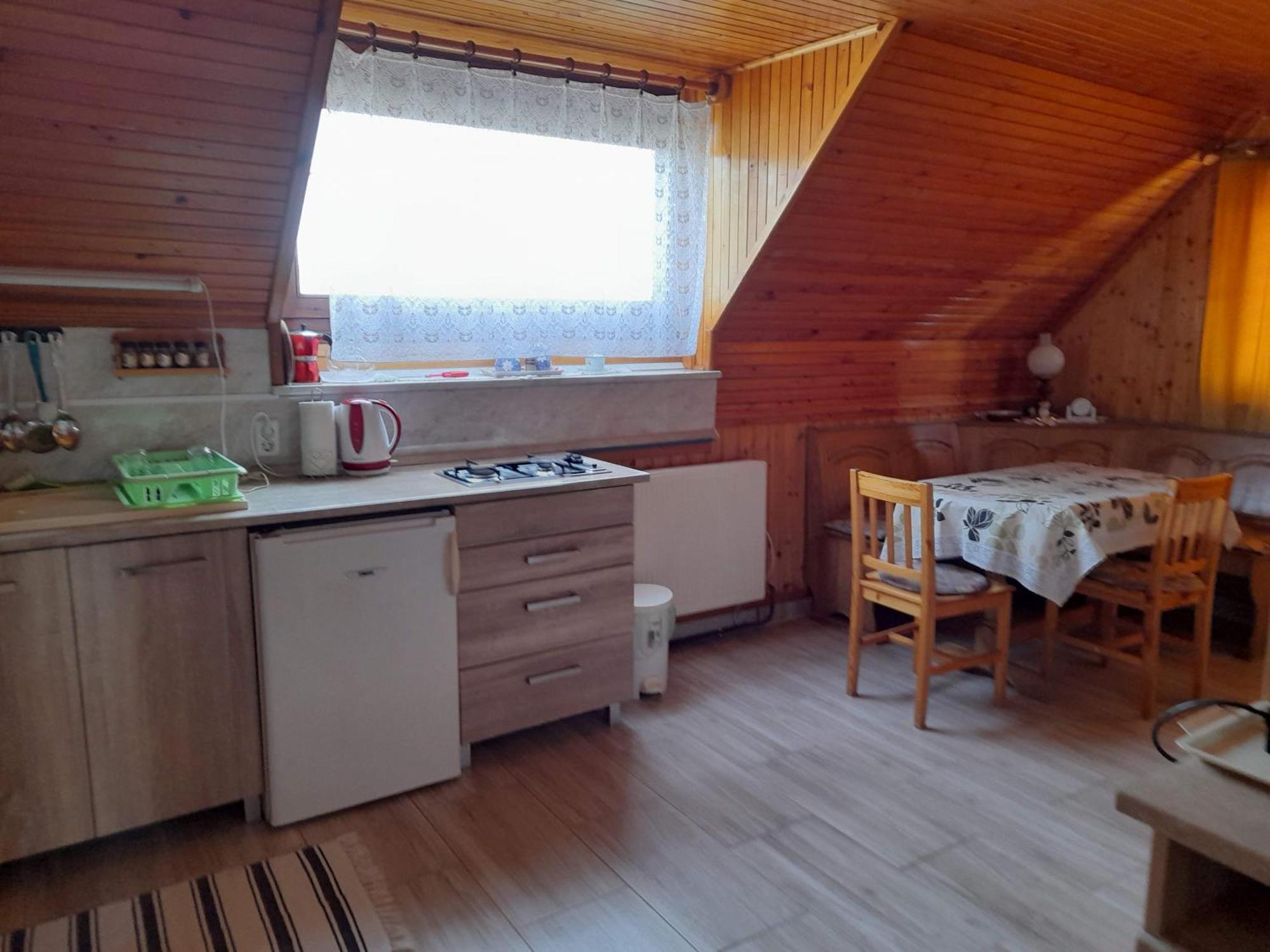 Harmonia Vendeghaz 100 Meterre Az Igali Gyogyfuerdotol Apartment Bagian luar foto