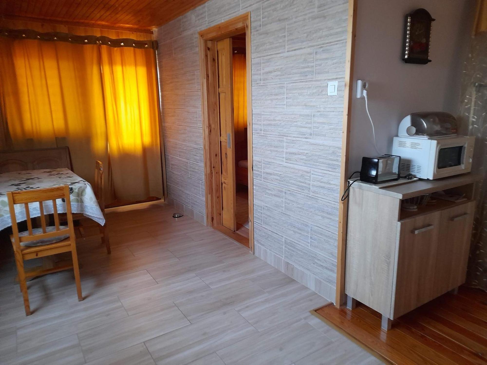 Harmonia Vendeghaz 100 Meterre Az Igali Gyogyfuerdotol Apartment Bagian luar foto