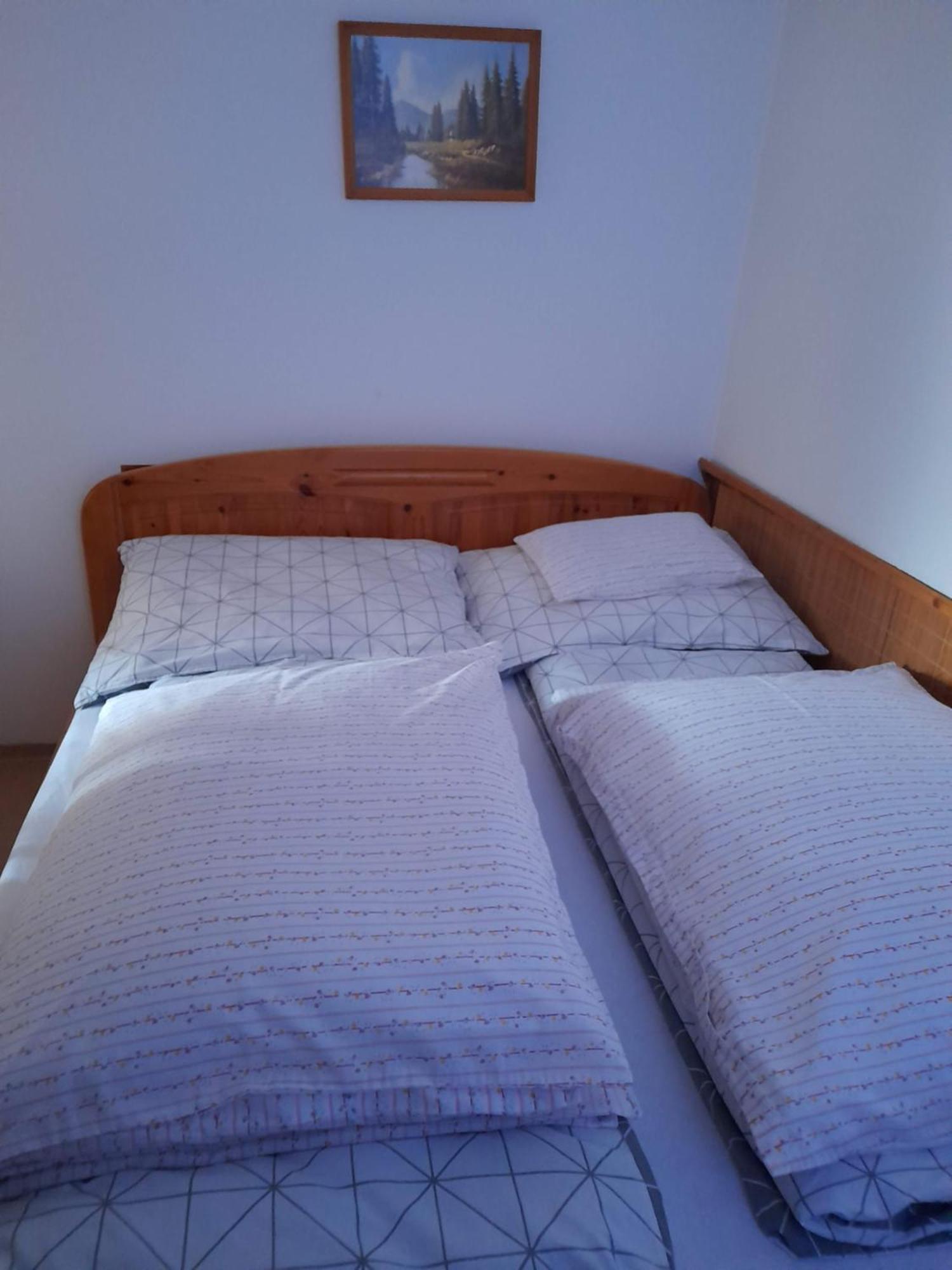 Harmonia Vendeghaz 100 Meterre Az Igali Gyogyfuerdotol Apartment Bagian luar foto